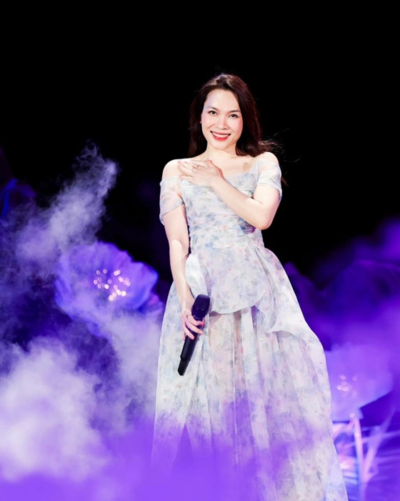 Bị học trò nói xấu, Mỹ Tâm Bị học trò nói xấu, Mỹ Tâm