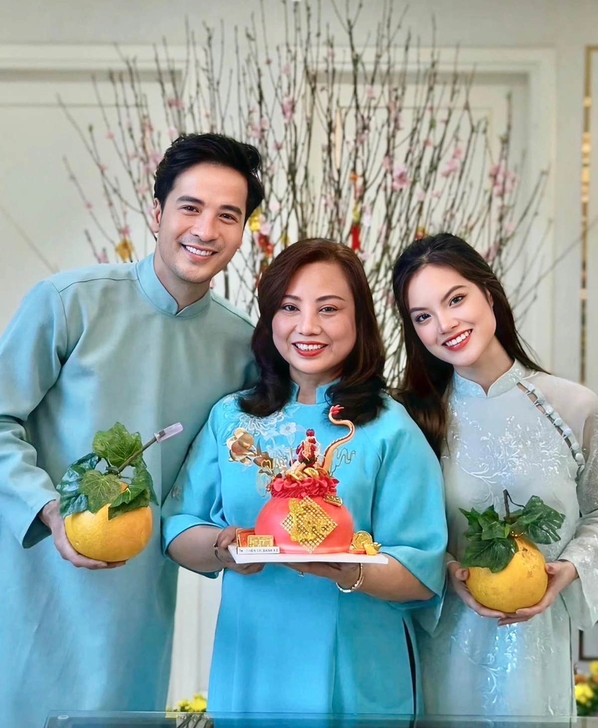 Diễn viên Việt sở hữu 2 biệt thự, 3 nhà hàng: Hủy hôn vợ sắp cưới, tuổi 41 yêu bạn gái kém 16 tuổi- Ảnh 3.