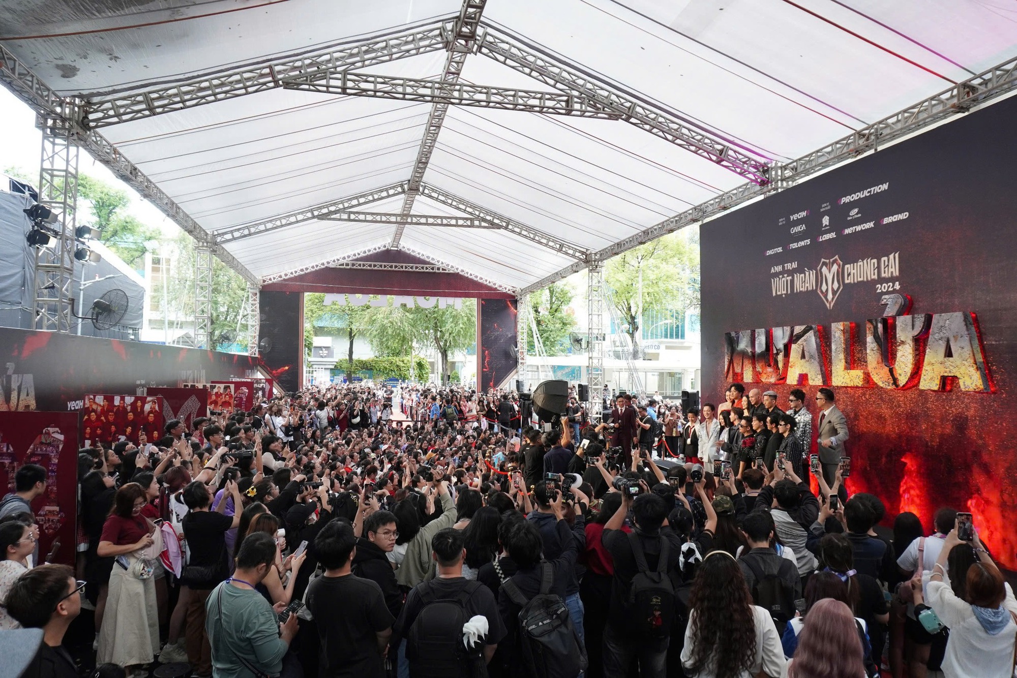 Phim tư liệu về