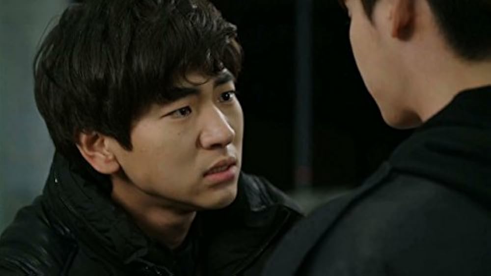 Sao Hàn viral chỉ nhờ đi xe buýt Việt Nam, đóng phim chục năm không hot bằng tới Quảng Ninh bán sườn- Ảnh 7.