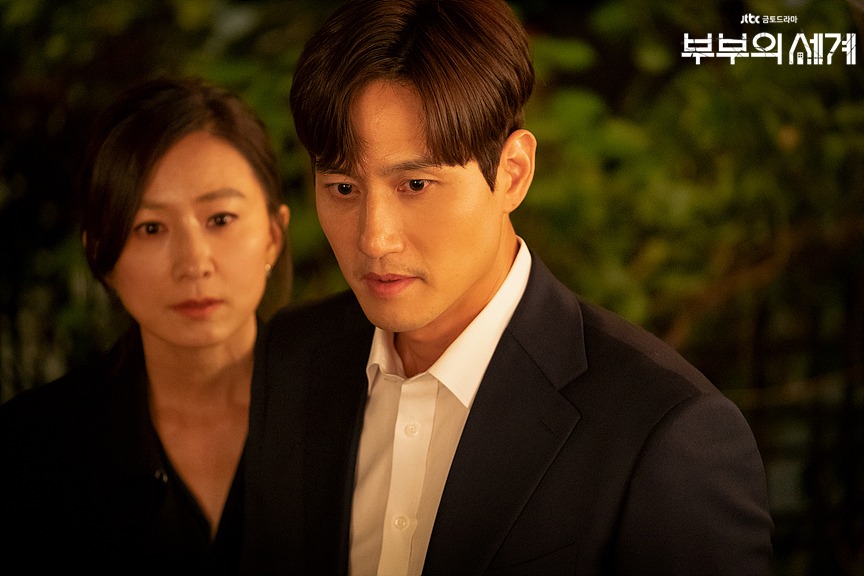 Showbiz Hàn có một nam diễn viên: Nghèo thì chung tình, giàu thì ngoại tình, bước vào phim hành động thì… toàn giết người- Ảnh 2.