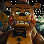 Five Nights at Freddy’s 2 tung trailer chính thức: Kinh dị hơn, nhiều robot hơn và tàn khốc hơn mv5botblmmu1mjctmduwyi00njm0ltk0mwetzmm0zwmynzq4yjgzxkeyxkfqcgdeqwrvb2xpbmhk v1 ql75 ux500 cr00500281 tnedjpg