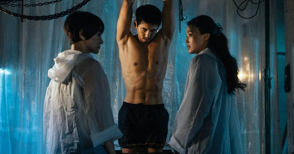 Thức cả đêm vì phim 18+ siêu hay vừa chiếu: Nữ chính đẹp kinh diễm, phong thần cả đời cũng không đủ 27 Thức cả đêm vì phim 18+ siêu hay vừa chiếu: Nữ chính đẹp kinh diễm, phong thần cả đời cũng không đủ mv5bytjlzjrlywqtmteyzs00m2i2ltg4 1760015453622 1760015454001756717949 78 0 1125 2000 crop 1760015568918779498209png