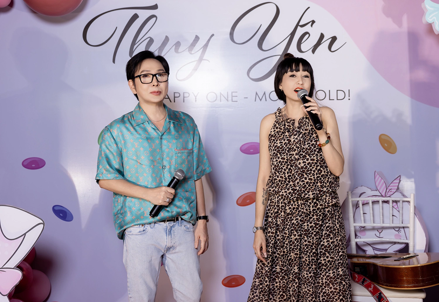 Nữ ca sĩ duy nhất được Hoài Linh công khai yêu, xăm hình danh hài lên người: U50 nuôi cả mẹ lẫn con, cháu- Ảnh 4.