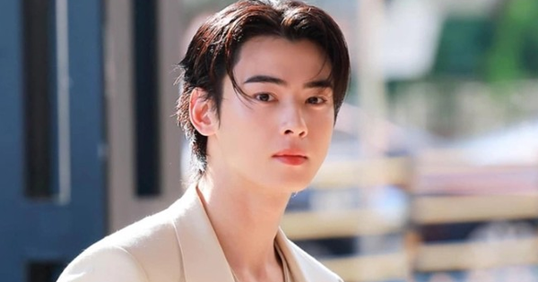 Mỹ nam Hàn đẹp đến mức AI cũng phải chào thua, mang danh "diễn đơ, bất tài" đều được tha thứ hết my nam khien chi em ap luc vi da 1747041287552 1747041287635314824958 61 0 401 650 crop 17470413802041594409529png