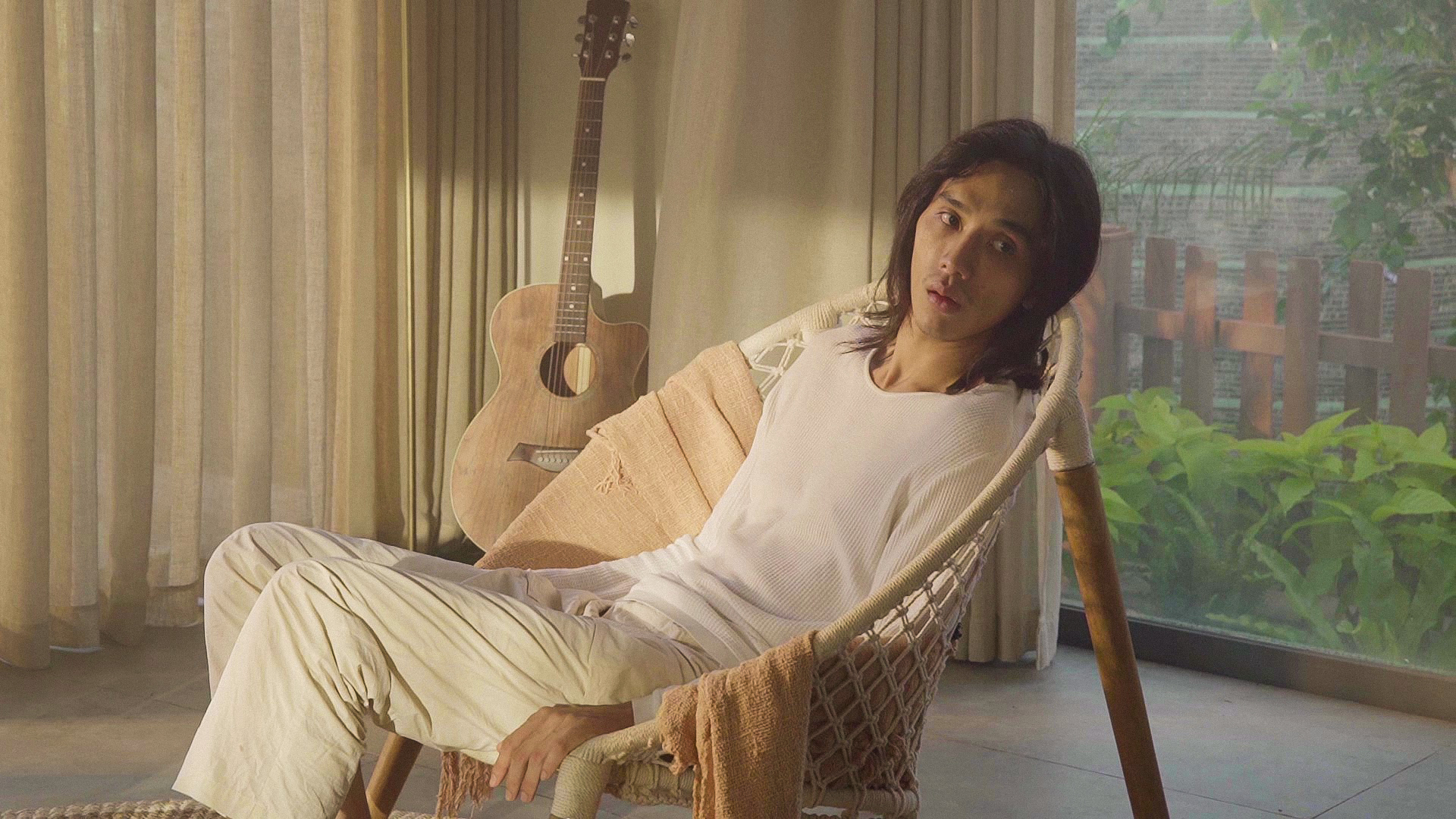 Màn lột xác gây sốc nhất Vbiz: Mỹ nam gầy như “ma đói