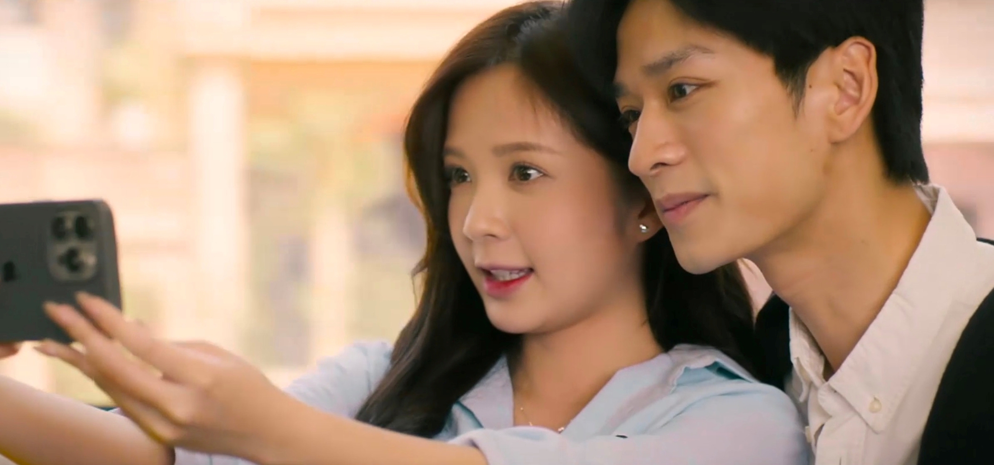 Bộ phim lay động nhất lúc này: Diễn viên hay cả dàn, xem xong chỉ muốn ôm gia đình thật chặt- Ảnh 2.