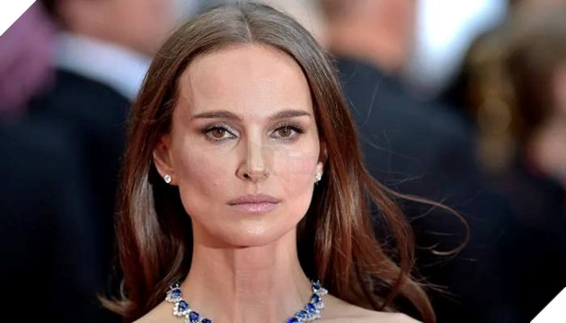Natalie Portman Mở Lòng Về Các Vấn Đề Nhạy Cảm Khi Còn Là Nữ Diễn Viên Nhí