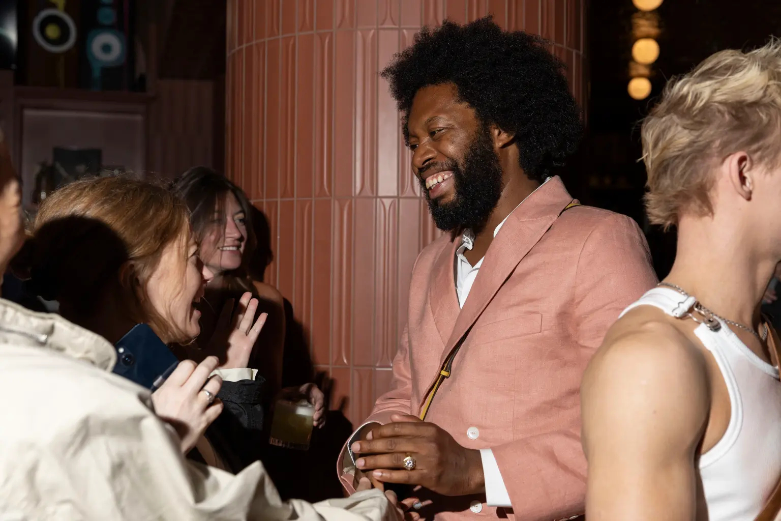 Bắt khẩn cấp diễn viên H ở sân bay vì buôn chất cấm- Ảnh 3.