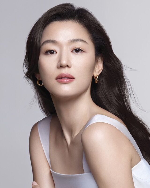 "Mợ chảnh" Jeon Ji Hyun từ bỏ 1 thứ quan trọng sau khi "ra đường", gánh nợ 287 tỷ cho chồng đại gia news pv120240308fcd68ba9eb7c492885bdf119fe644504p1 1751877942990 17518779440051429416012 1751881765705 1751881765994606455864