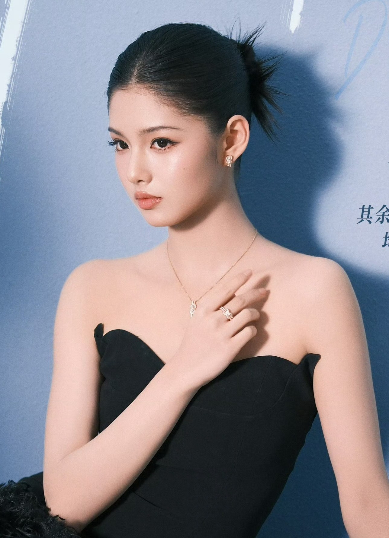 Tranh cãi nghệ sĩ có cần học đại học không?- Ảnh 4. Tranh cãi nghệ sĩ có cần học đại học không?- Ảnh 4.