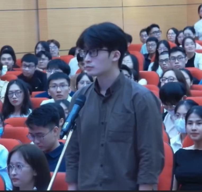 Những bác sĩ được netizen xin