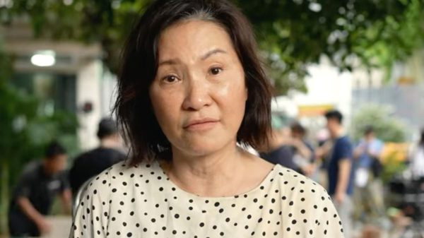 Hồng Đào Hóa Thân Xuất Sắc Thành Người Mẹ Mắc Bệnh Alzheimer nghe si hong dao rtbmjpg