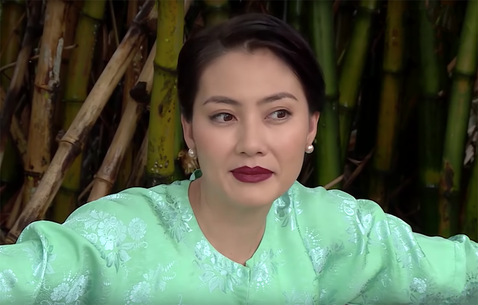 Kiều nữ Vbiz 35 tuổi viết di chúc, 39 tuổi giải nghệ, xinh tới độ đi thắp nhang cúng tổ cũng thành ngôi sao- Ảnh 3.