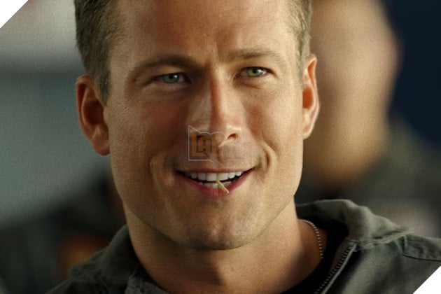 Ngoi Sao Top Gun: Maverick Tu Choi Loi Moi Hoa Than Thanh James Bond 2 Hình ảnh sao nam Glen Powell