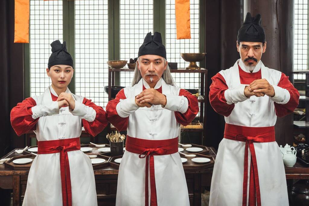 Ngự Trù Của Bạo Chúa nhận bão tẩy chay vì hạ thấp cả 1 đất nước, “đã ăn cắp còn thích làm màu”- Ảnh 2.