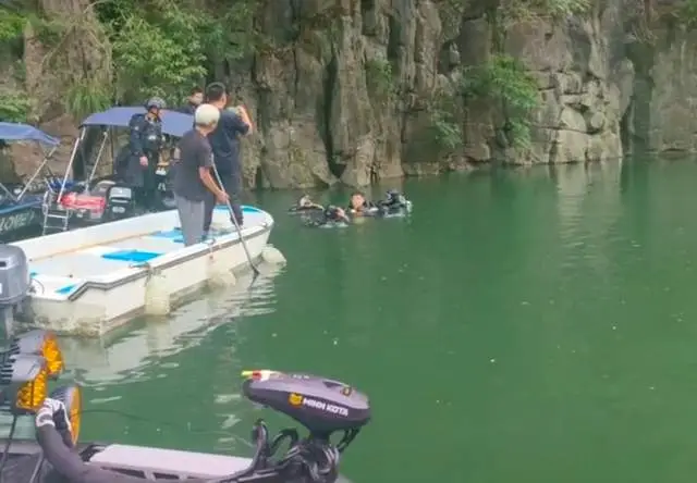 Người đàn ông sống sót 5 ngày dưới hang ngập nước sâu 9m - 1