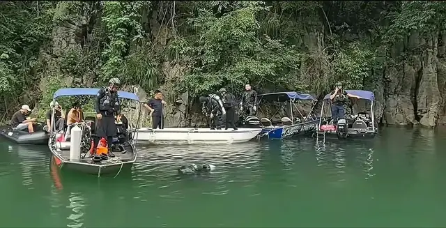 Người đàn ông sống sót 5 ngày dưới hang ngập nước sâu 9m - 4