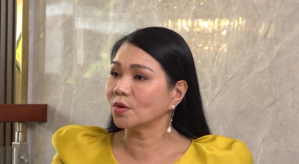 Nữ NSƯT được NSND Lệ Thủy nhận làm con: Về nước mua nhà mặt tiền ở TP.HCM, bỏ tiền tỷ làm phim- Ảnh 1. Nữ NSƯT được NSND Lệ Thủy nhận làm con: Về nước mua nhà mặt tiền ở TP.HCM, bỏ tiền tỷ làm phim- Ảnh 1.