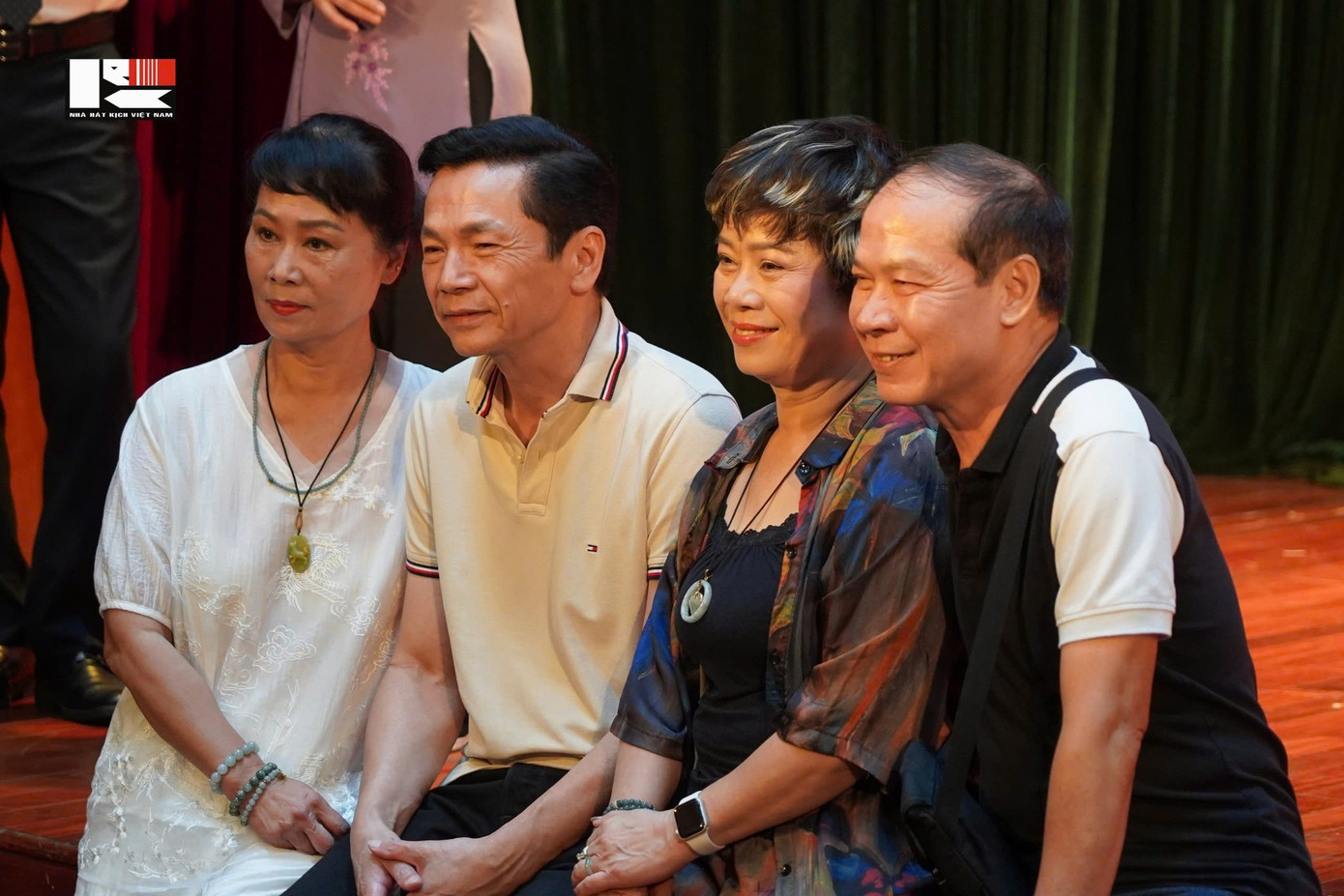 NSND Xuân Bắc dâng hương Tổ nghề ở Nhà hát Kịch Việt Nam- Ảnh 7.