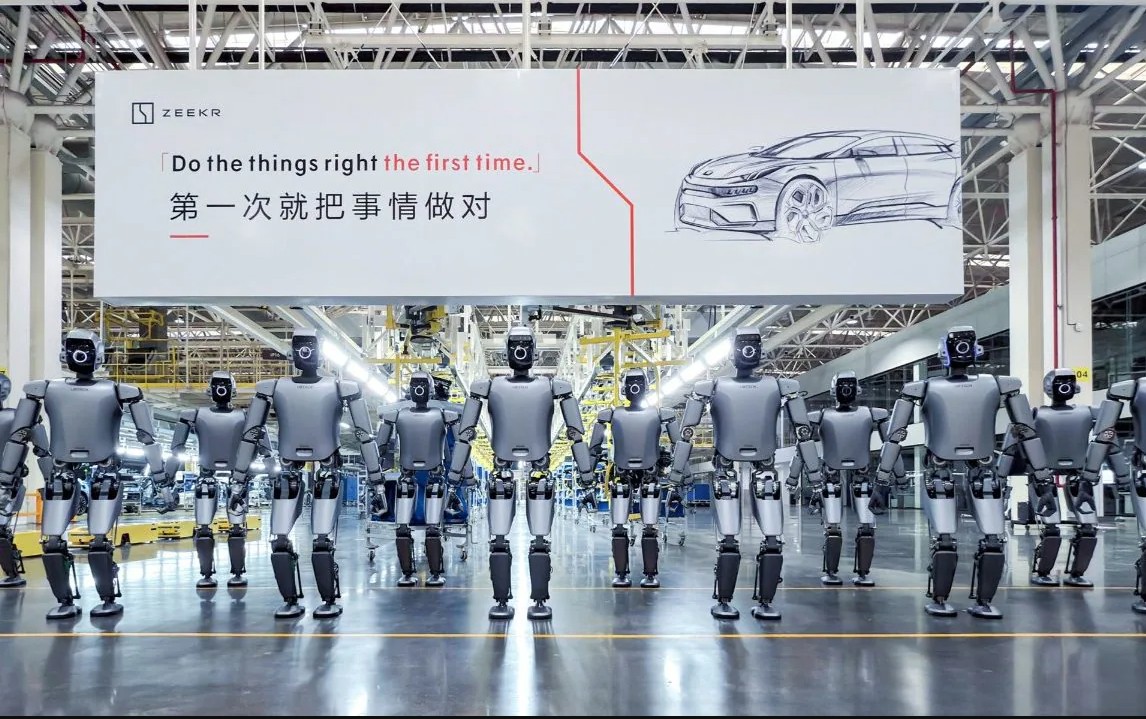 Lãnh đạo phương Tây 'sốc nặng' khi thăm nhà máy Trung Quốc: Không bóng người, chỉ toàn thứ lạ lùng này- Ảnh 1.