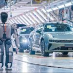 Lãnh đạo phương Tây 'sốc nặng' khi thăm nhà máy Trung Quốc: Không bóng người, chỉ toàn thứ lạ lùng này nha may 5 176093363853119352382 1760955051304 17609550514611995660222