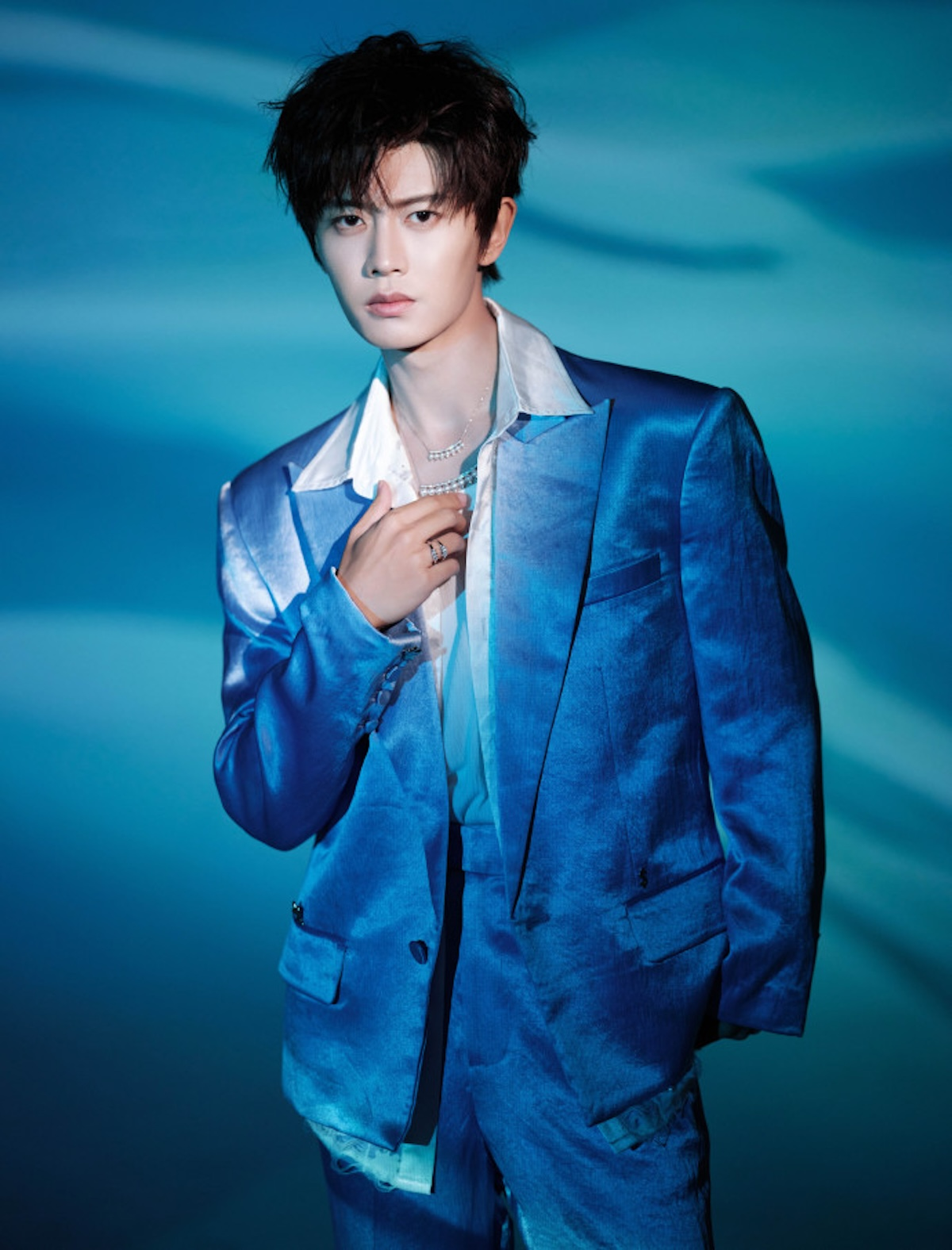 10 nam diễn viên giàu nhất Trung Quốc 2025: Vương Nhất Bác xếp sau Tiêu Chiến, hạng 1 cả đời vô địch thiên hạ- Ảnh 3. 10 nam diễn viên giàu nhất Trung Quốc 2025: Vương Nhất Bác xếp sau Tiêu Chiến, hạng 1 cả đời vô địch thiên hạ- Ảnh 3.