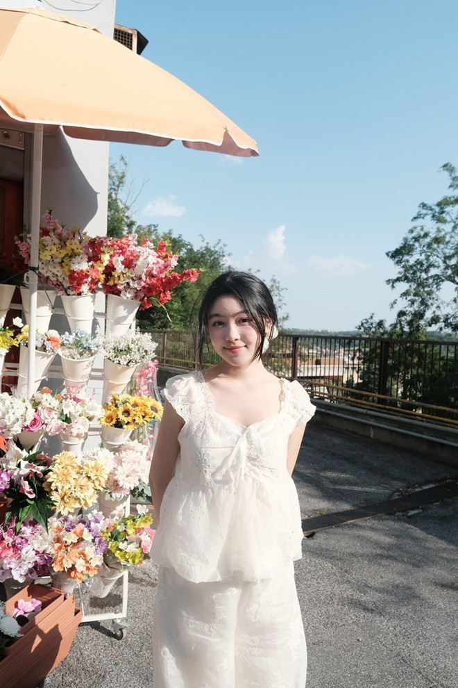 Nhan sắc con gái MC Quyền Linh gây bão mạng- Ảnh 1.