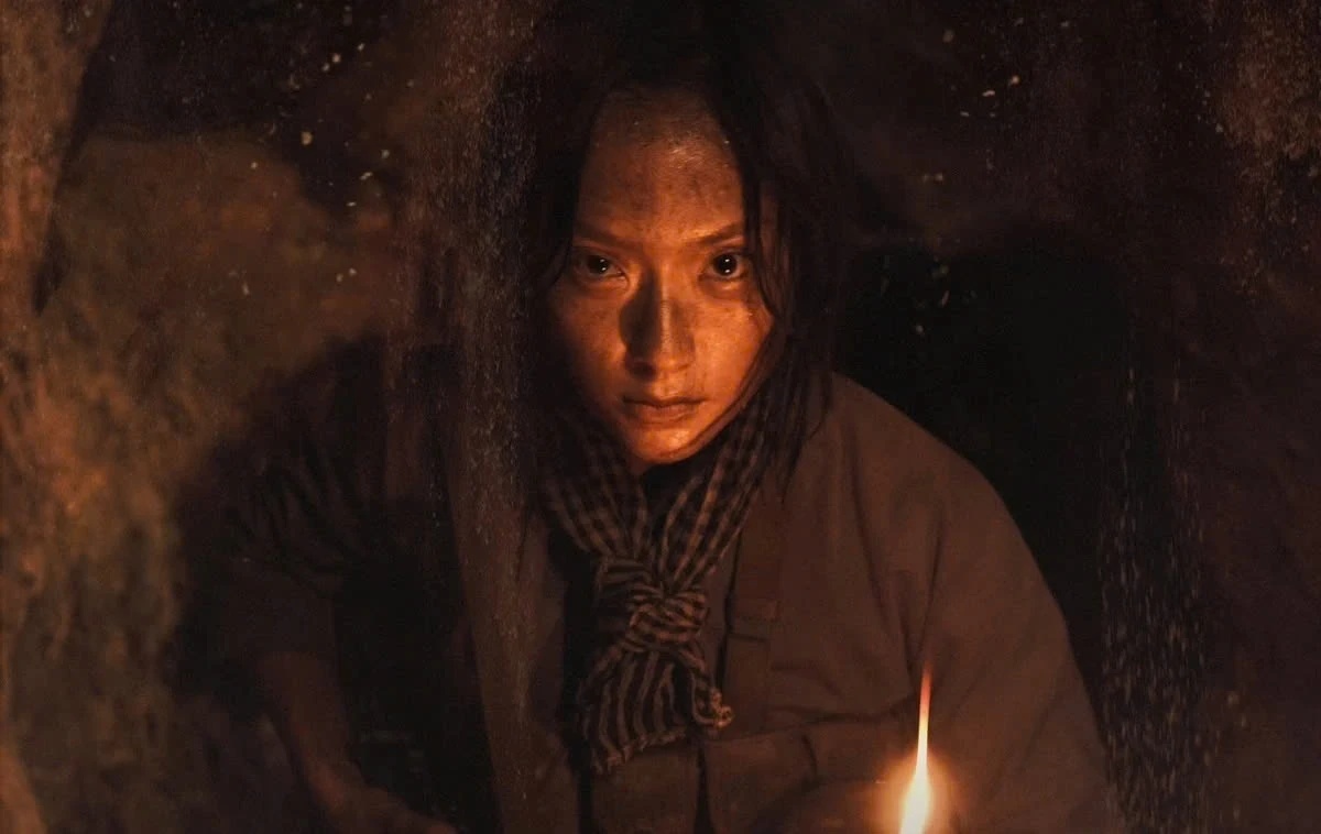 2 mỹ nhân viral nhất phim Top 1 hiện nay: Người sắc lạnh gợi cảm, người được so với sao Hàn- Ảnh 1.