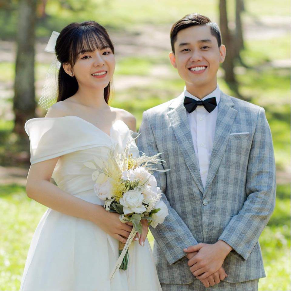 Nữ đồng nghiệp chủ động “tấn công”, chàng IT nhanh chóng