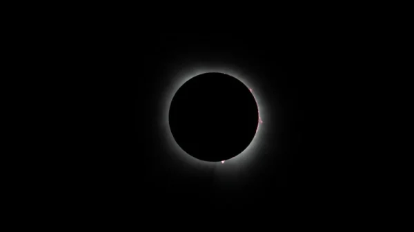 Thế giới đón nhật thực đầu tiên của năm 2025 nhat thuc resize 1 27893286419887919853791 1743122308116 17431223083901090145985