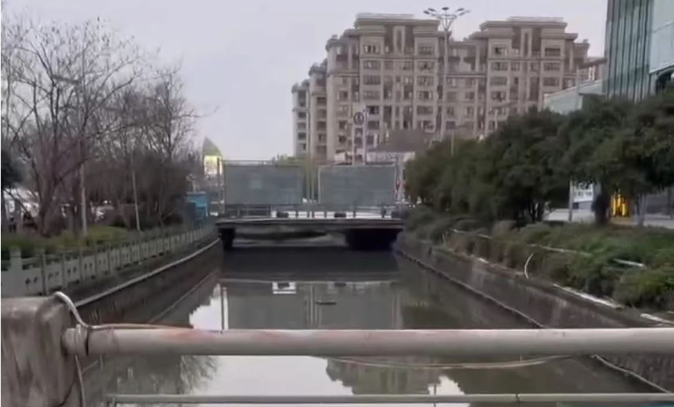 Cứu người phụ nữ nhảy xuống sông, cô gái 19 tuổi tử vong- Ảnh 1. Cứu người phụ nữ nhảy xuống sông, cô gái 19 tuổi tử vong- Ảnh 1.