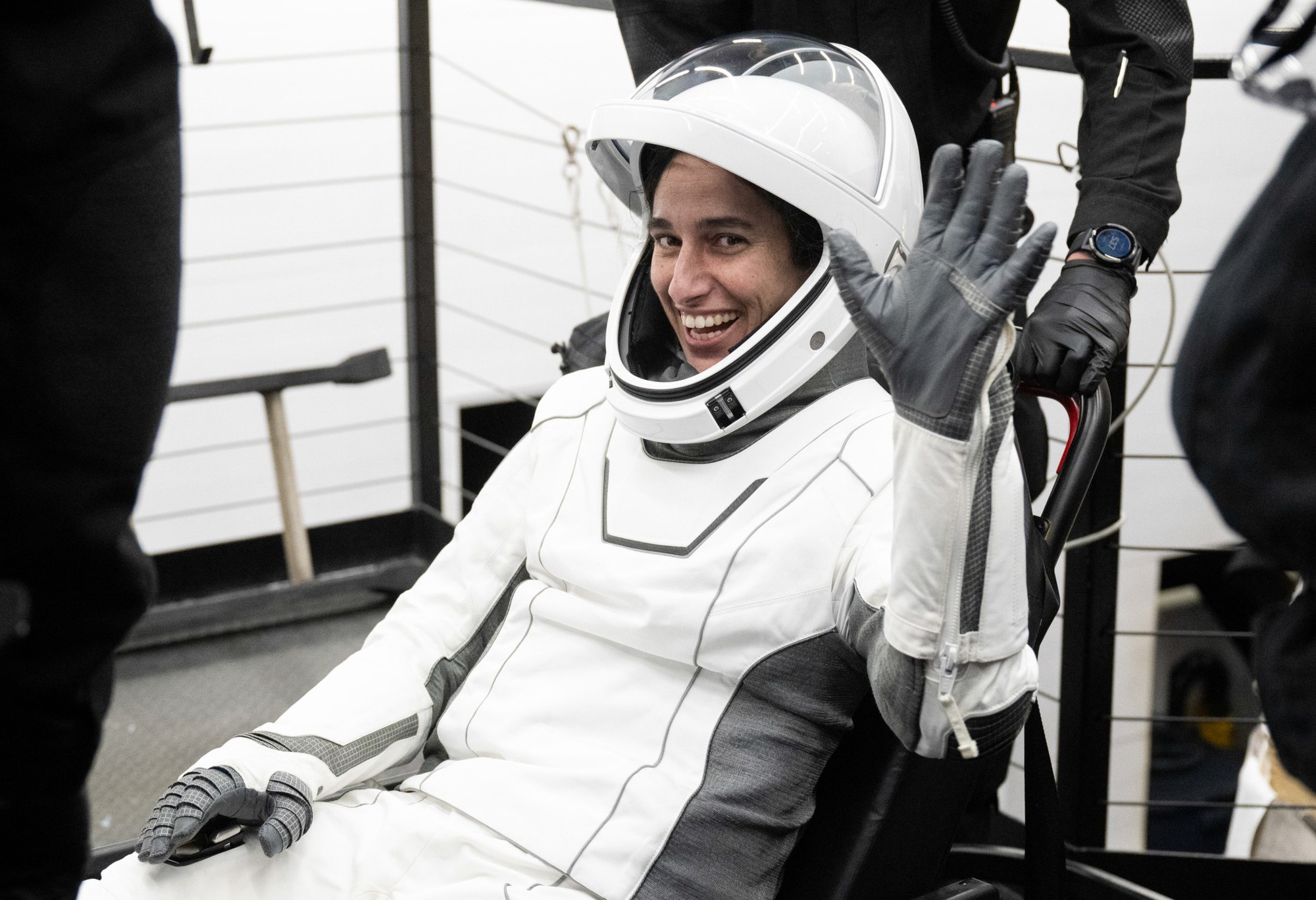 Trở về Trái đất từ vũ trụ, các phi hành gia phải đối mặt tình trạng đáng sợ nhất này- Ảnh 2.