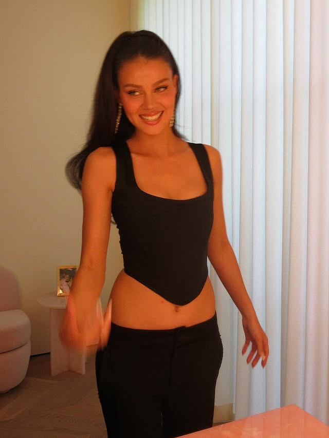 Gây chuyện cỡ đó nhưng dâu trưởng Beckham Gây chuyện cỡ đó nhưng dâu trưởng Beckham