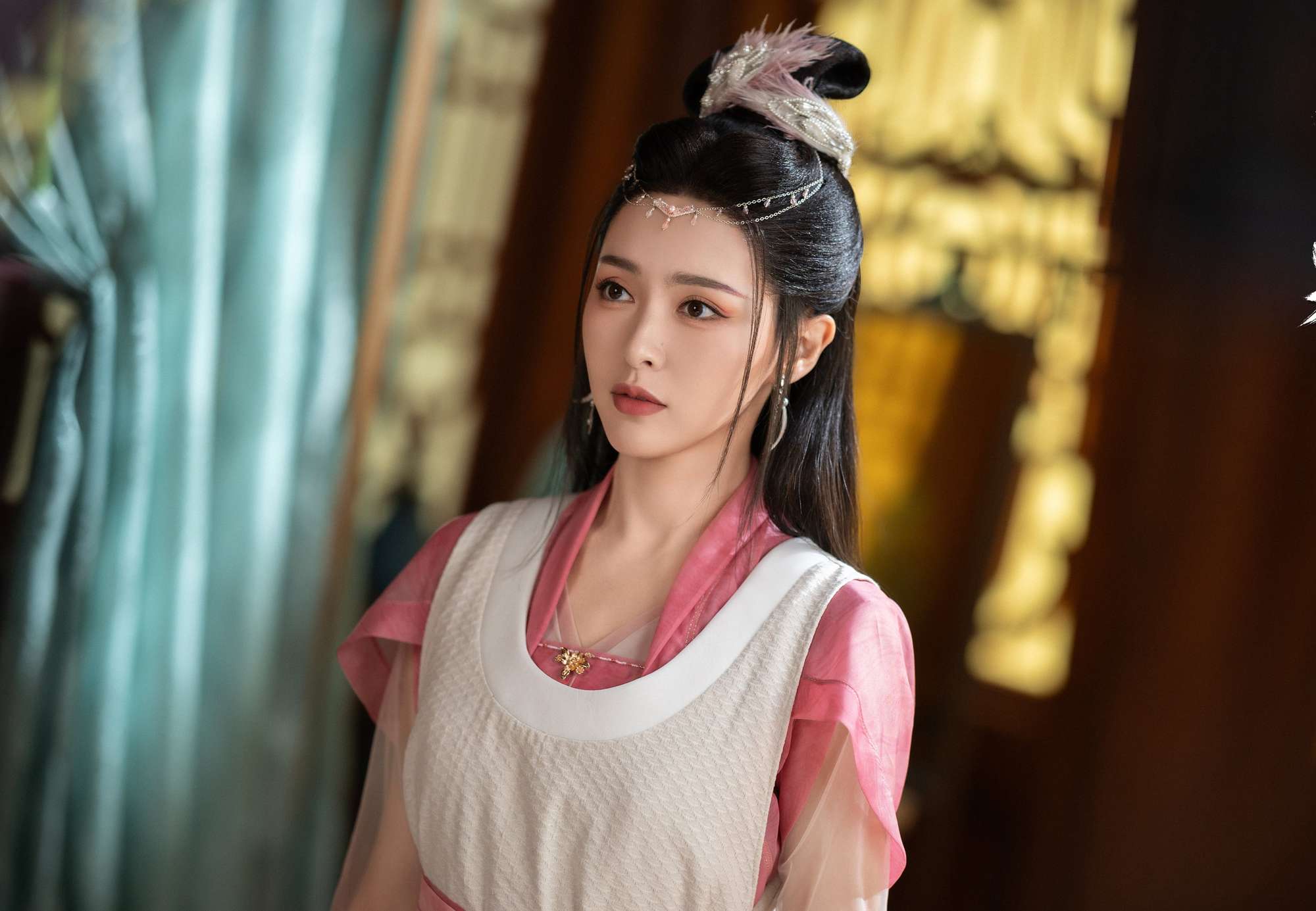 Đừng dại mà xem 5 phim Hoa ngữ dở nhất nửa đầu 2025!- Ảnh 3. Đừng dại mà xem 5 phim Hoa ngữ dở nhất nửa đầu 2025!- Ảnh 3.