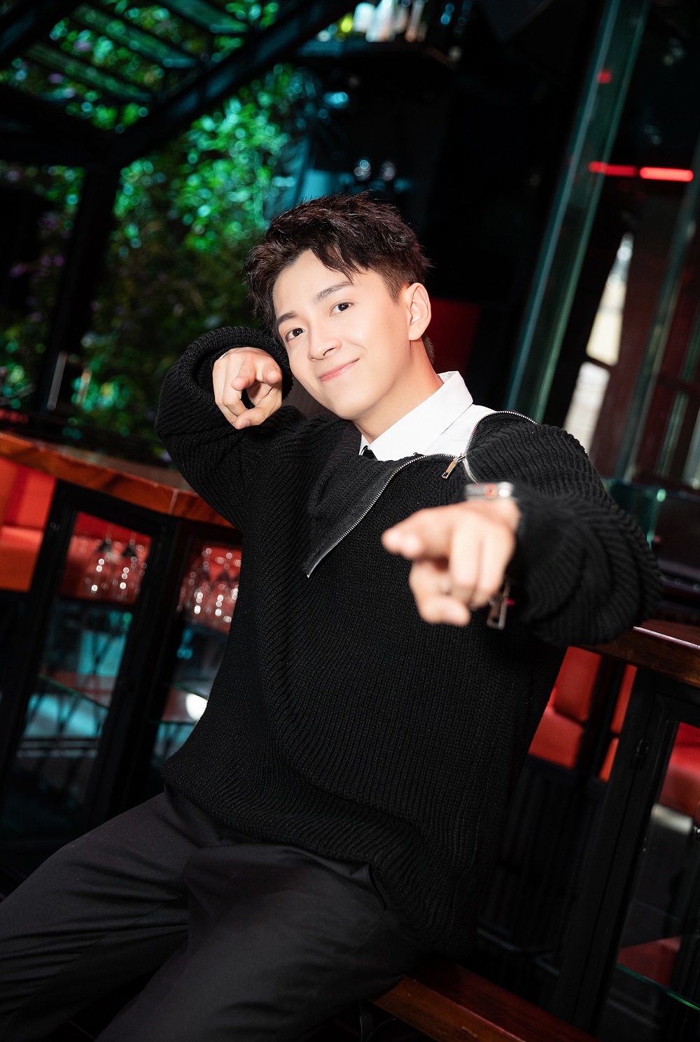 Nam nghệ sĩ sở hữu mỗi quận 2 căn nhà: “Phú ông” showbiz Việt, 23 tuổi có con, U40 siêu giàu, chưa vợ- Ảnh 1. Nam nghệ sĩ sở hữu mỗi quận 2 căn nhà: “Phú ông” showbiz Việt, 23 tuổi có con, U40 siêu giàu, chưa vợ- Ảnh 1.