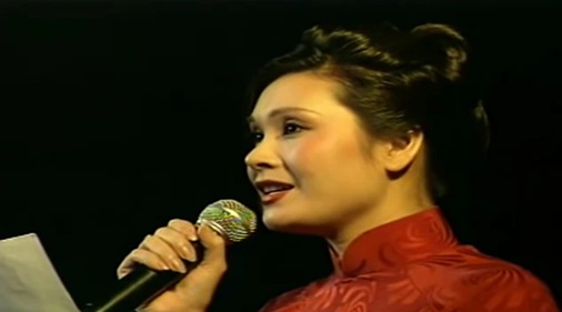 Á hậu 10 năm dẫn Thời sự VTV: Là mỹ nhân có tiếng Hà Nội, ai cũng mê- Ảnh 3.