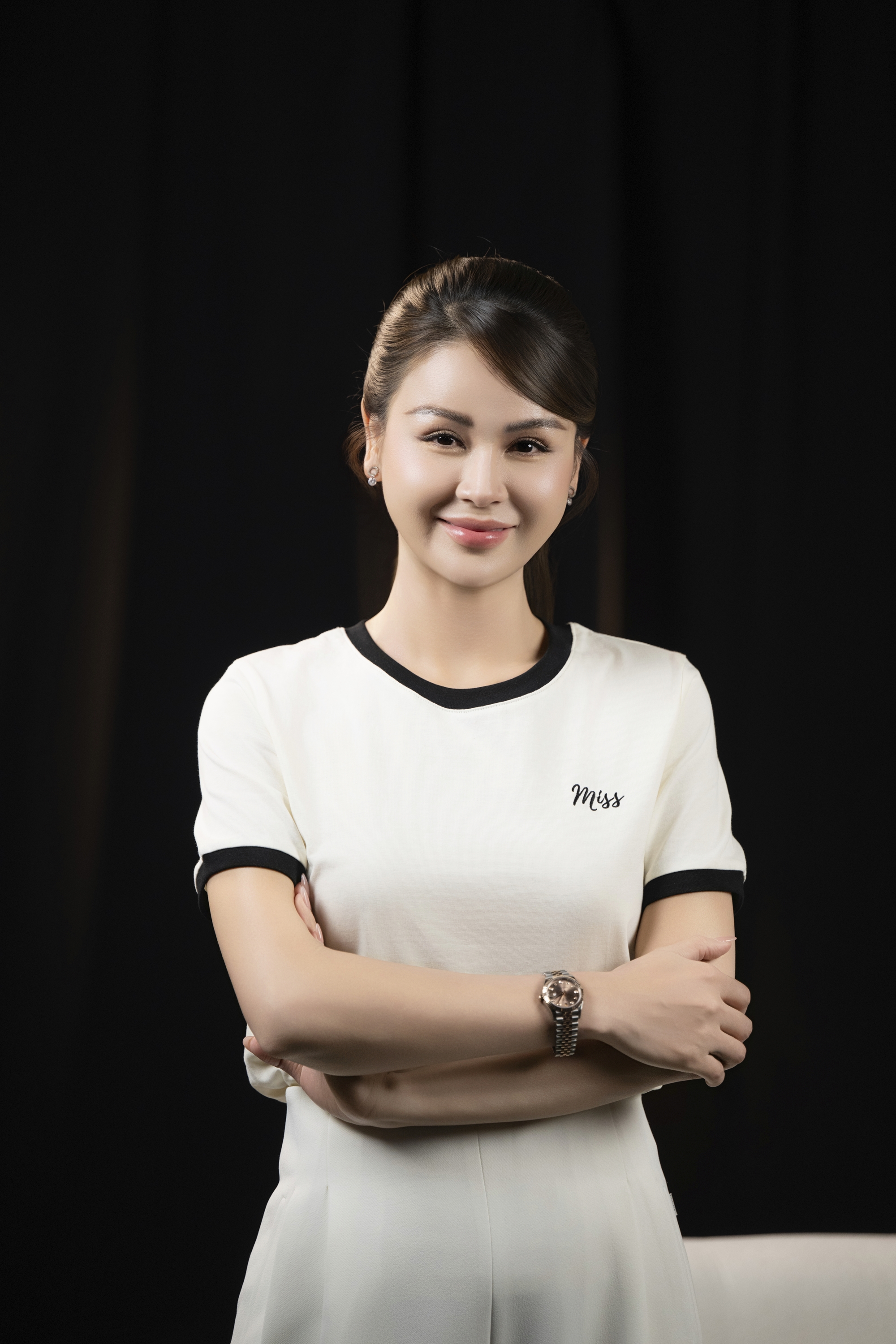 Lương Thu Trang: Cứ nghe lời khán giả chê rồi đi cắt mắt, gọt cằm là dở rồi, mình vẫn phải là mình- Ảnh 14.