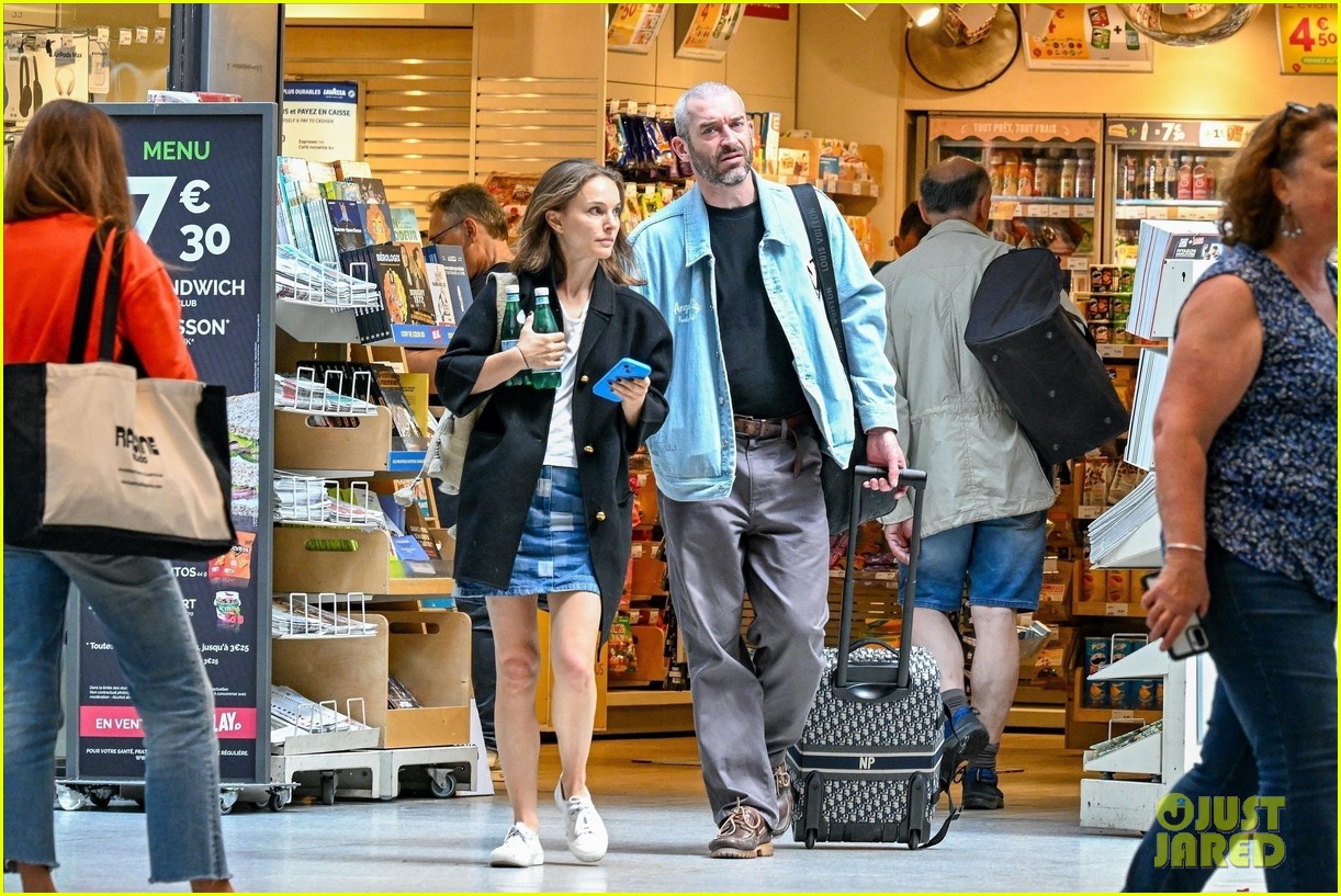 "Thiên nga đen" Natalie Portman và bạn trai mới vẫn mặn nồng np1 75077242676698504849860 1749800984203 17498009856751653510024