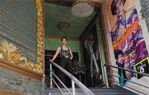 Nam danh ca ở nhà mặt tiền 1000 tỷ tại TP.HCM: