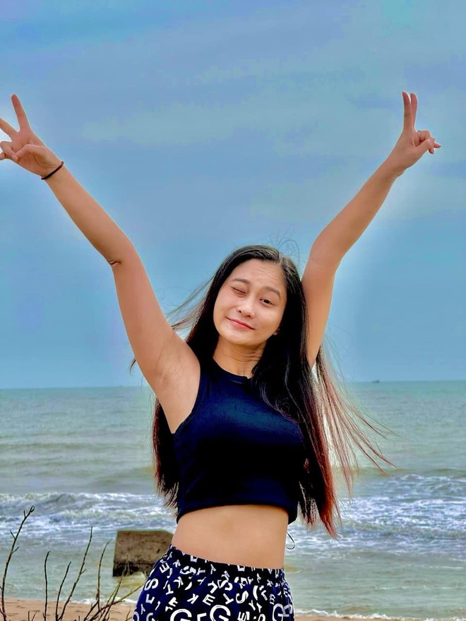 Bạn gái kém hơn 30 tuổi của NSND Việt Anh- Ảnh 10. Bạn gái kém hơn 30 tuổi của NSND Việt Anh- Ảnh 10.