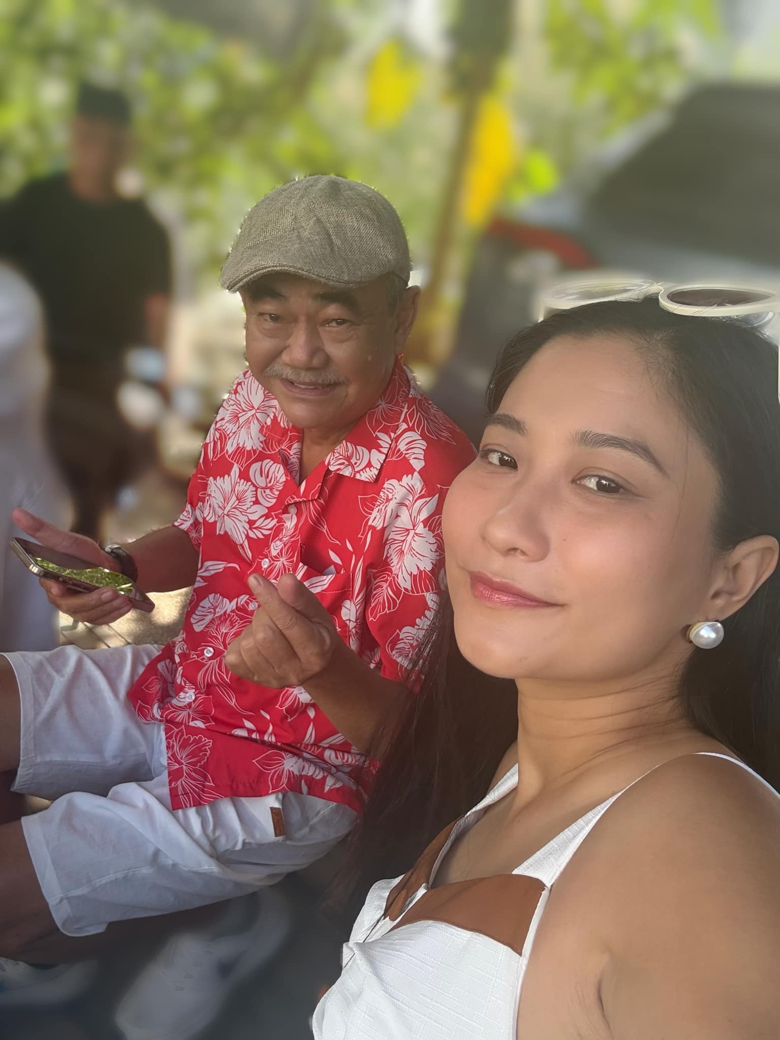 Bạn gái kém hơn 30 tuổi của NSND Việt Anh- Ảnh 16. Bạn gái kém hơn 30 tuổi của NSND Việt Anh- Ảnh 16.