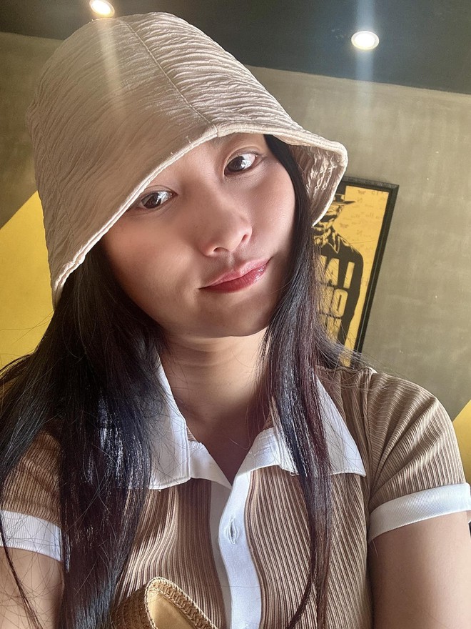 Bạn gái kém hơn 30 tuổi của NSND Việt Anh- Ảnh 6. Bạn gái kém hơn 30 tuổi của NSND Việt Anh- Ảnh 6.