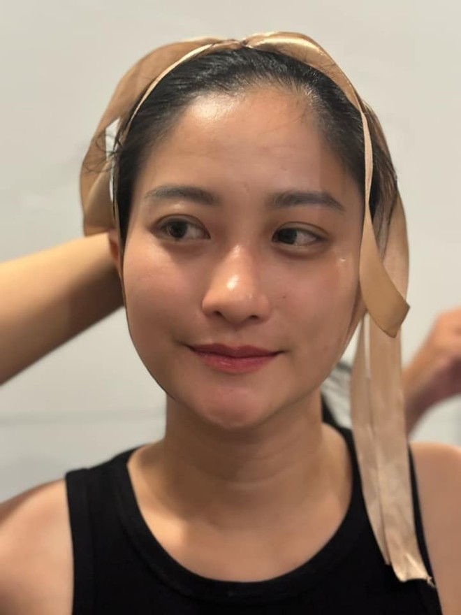 Bạn gái kém hơn 30 tuổi của NSND Việt Anh- Ảnh 7. Bạn gái kém hơn 30 tuổi của NSND Việt Anh- Ảnh 7.