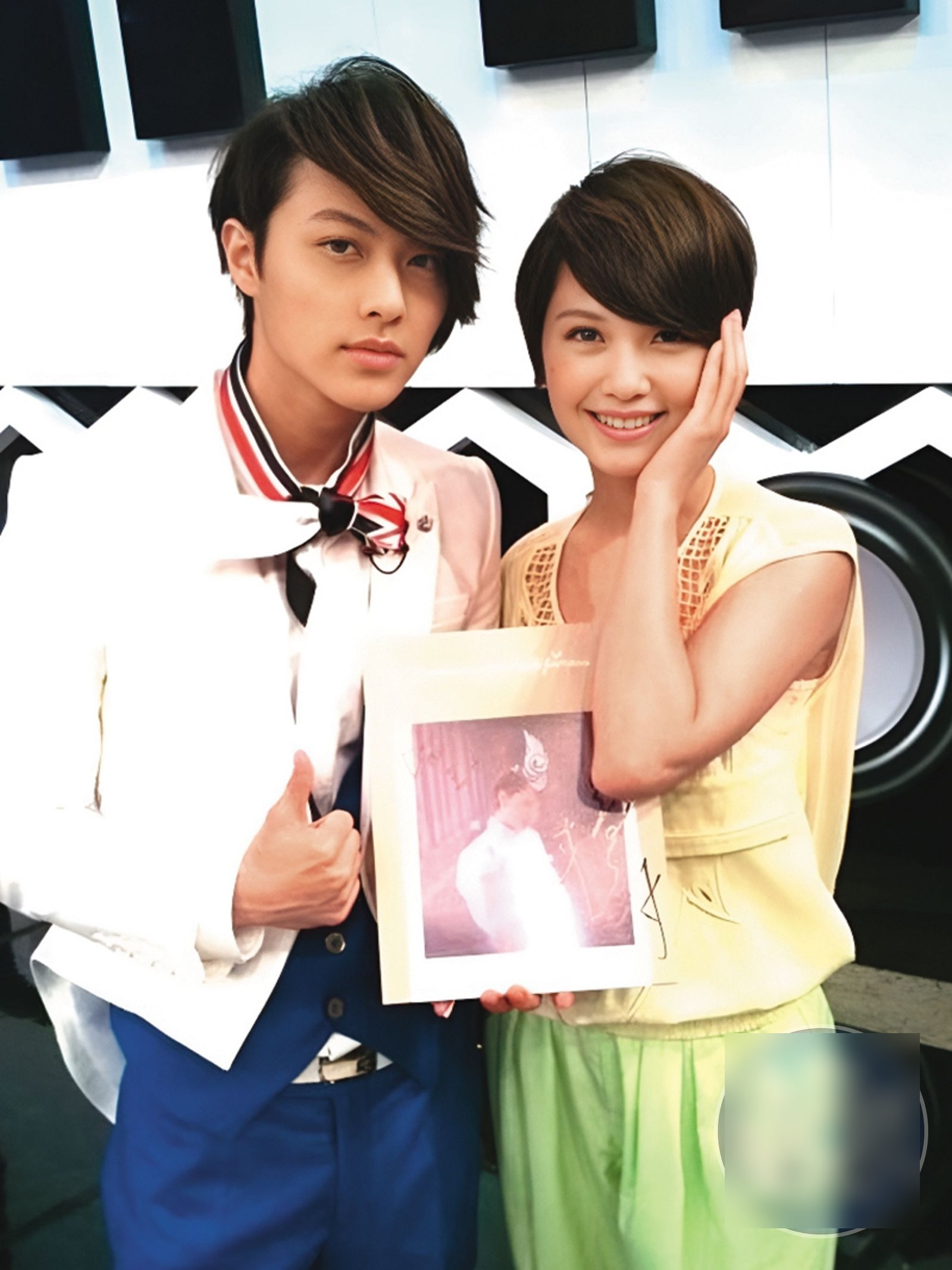 Bí mật động trời về tấm ảnh “hoàng tử showbiz” ngoại tình với vợ bạn thân ở căn hộ 53 tỷ- Ảnh 6. Bí mật động trời về tấm ảnh “hoàng tử showbiz” ngoại tình với vợ bạn thân ở căn hộ 53 tỷ- Ảnh 6.