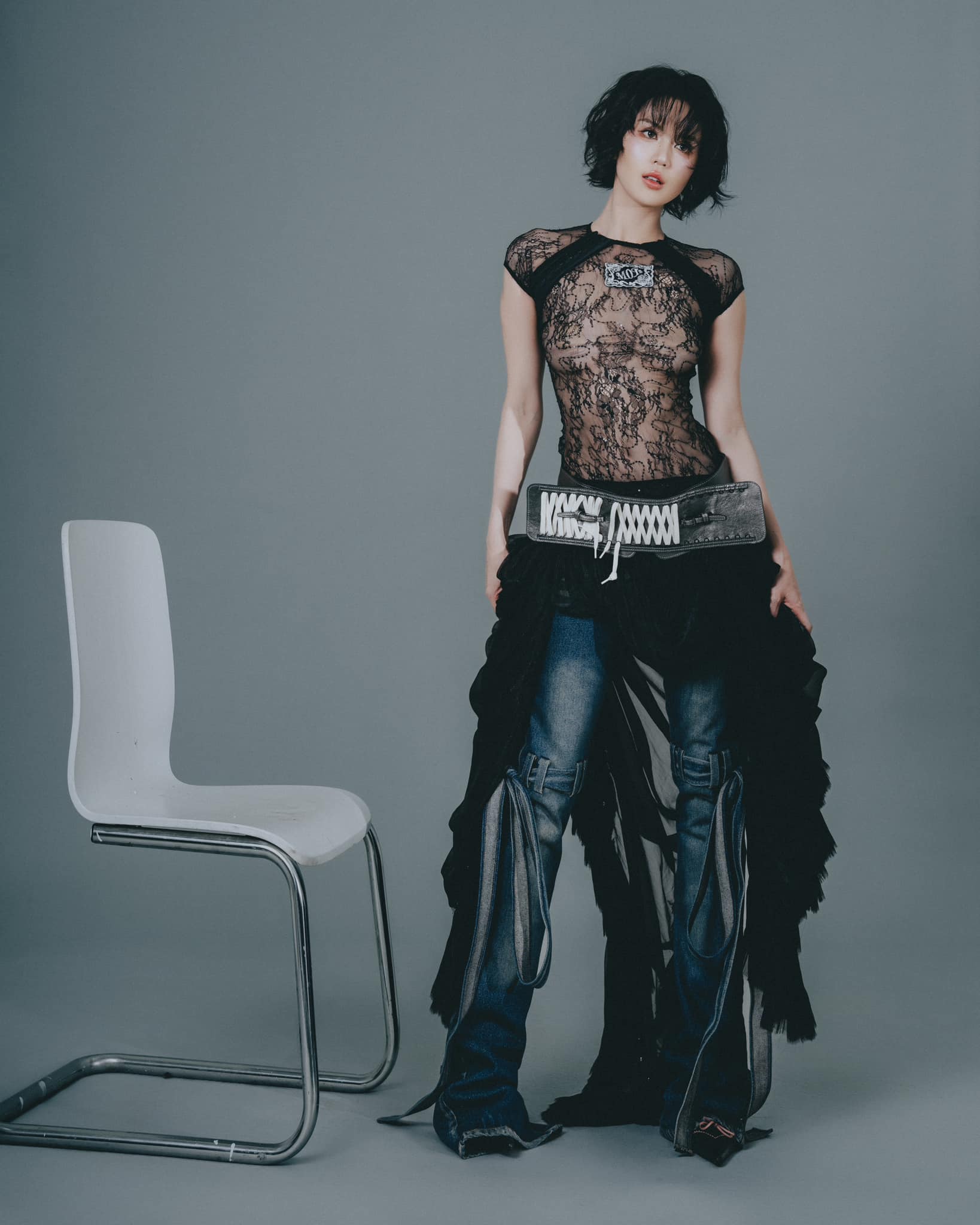 Ngọc Trinh bị chỉ trích phản cảm vì trang phục hở bạo lố lăng- Ảnh 5.