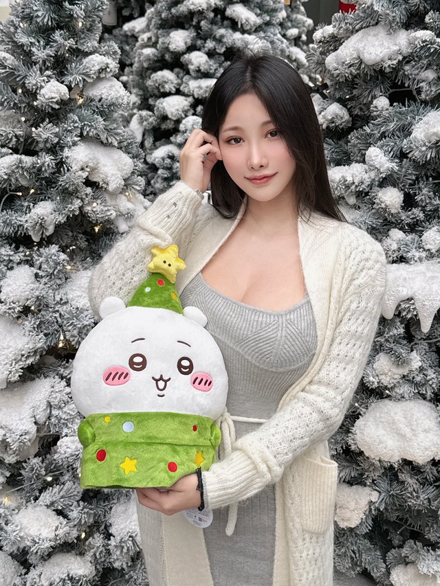 Cosplay Caitlyn cực ngầu nhưng nữ cosplayer khiến cộng đồng xôn xao vì Cosplay Caitlyn cực ngầu nhưng nữ cosplayer khiến cộng đồng xôn xao vì