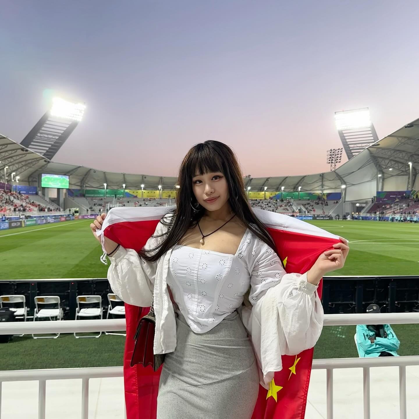 Cô gây ấn tượng nhờ nhan sắc xinh đẹp và đặc biệt là vóc dáng nóng bỏng