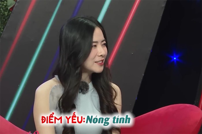 Nữ quản lý xinh đẹp từ chối hẹn hò ông chủ hơn 10 tuổi - 3