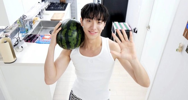 Sốc: Sao nam gen Z ngoan nhất showbiz nghi đăng clip đồi trụy, thông báo sau đó càng gây hoang mang- Ảnh 3.